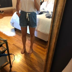 NEW WITH TAGS Tie Jean Shorts